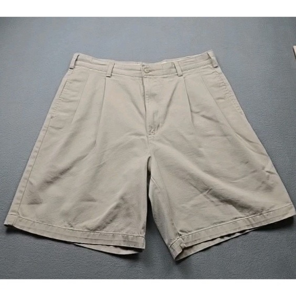 Chaps Ralph Lauren Mens Pleated Khaki Shorts Size 34 Casual Classic
